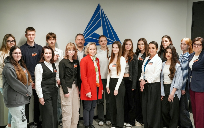  Ēnu dienā skolēni iepazīst Sabiedrisko pakalpojumu regulēšanas komisijas darbu