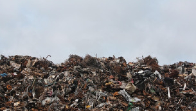 Pieaugs tarifi par nešķirotu sadzīves atkritumu apstrādi un apglabāšanu dabas resursu nodokļa likmes kāpuma dēļ