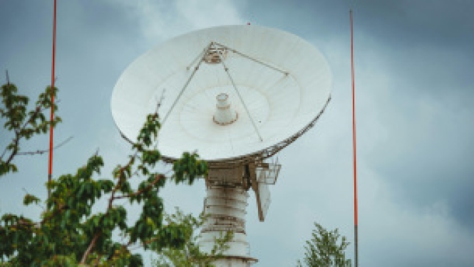 SPRK pagarina radiofrekvenču lietošanas tiesības diviem mobilo sakaru komersantiem